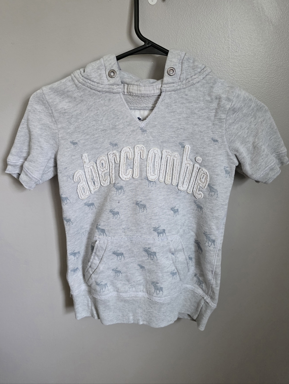 Abercrombie Kids Heather Grey Short Sleeve Hoodie - All Over Moose Print